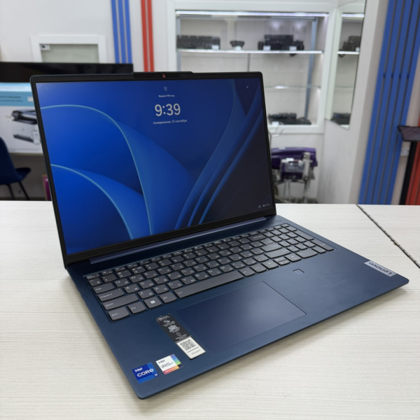 Ноутбук LENOVO IdeaPad Slim 5 16IRL8 16,0"/ Intel Core i7-1355U/ 16 Гб/ 512 Гб/