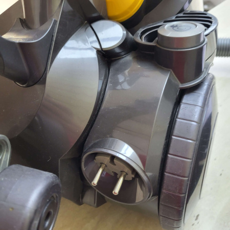 Пылесос Dyson DC19