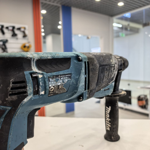 Перфоратор MAKITA  hr2630