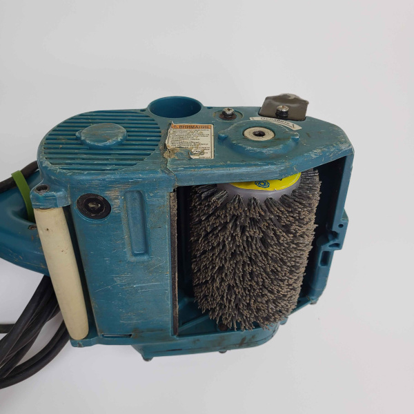Шлифмашина MAKITA  9741