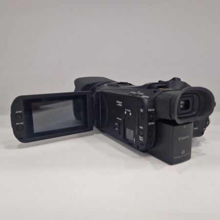 Видеокамера Canon XA15