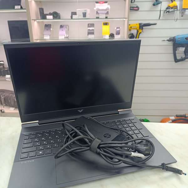 Ноутбук HP HP VICTUS 16-e0009ur 16,1"/ AMD Ryzen 5 5600H/ 16 Гб/ 512 Гб/