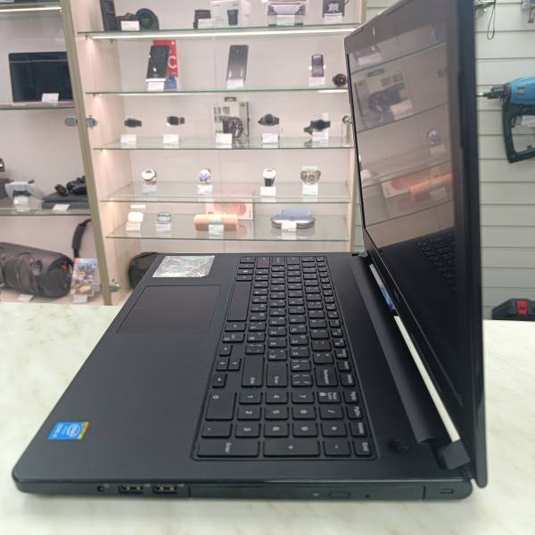 Ноутбук DELL ttyfja00 15,6"/ Intel Core i3-5005U/ 4 Гб/ 256 Гб/