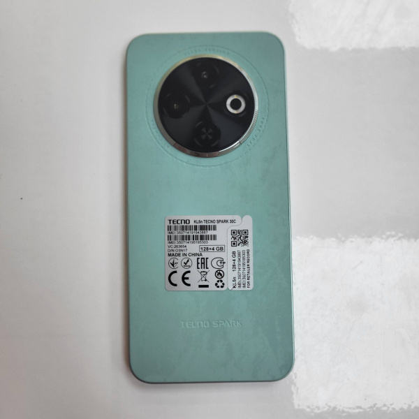 Мобильный телефон TECNO Spark 30C 4/128 гб