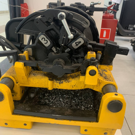 Резьбонарезной станок HONGLI SQ80C1