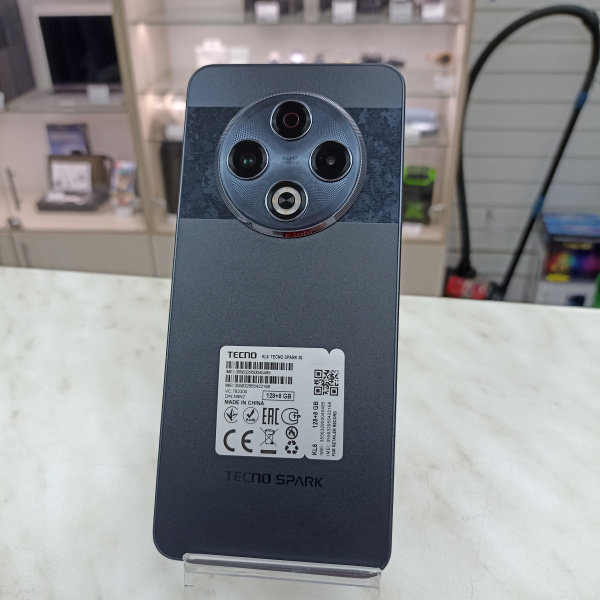Мобильный телефон TECNO Spark 30  8/128 гб