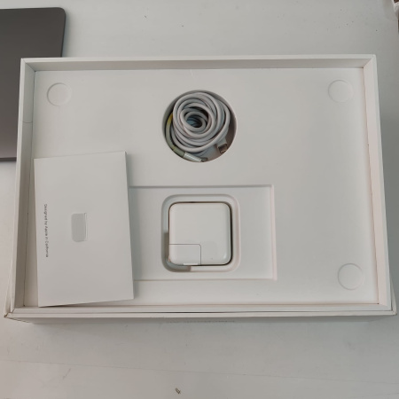 Ноутбук APPLE MacBook Air A1932 (2019)13,3"/ Intel Core i5 8210Y (1.6 - 3.6 ГГц, 2 ядра, 7 Вт)/ 8 Гб/ 128 Гб/ Int