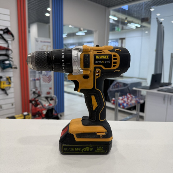 Шуруповерт DEWALT КОПИЯ dsd700