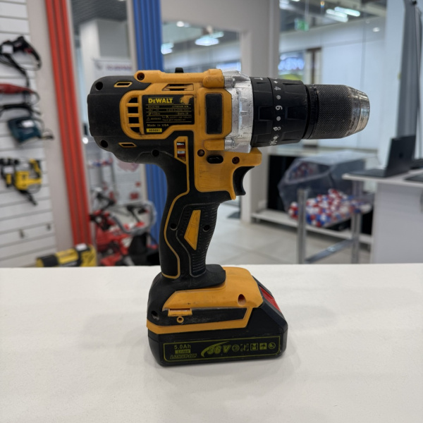 Шуруповерт DEWALT КОПИЯ dsd700