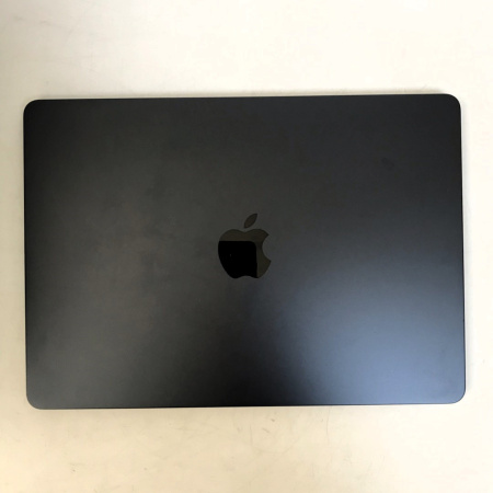 Ноутбук APPLE MacBook Air 2022 г. A2681 13,6"/ Apple M2/ 8 Гб/ 256 Гб/ Apple M2
