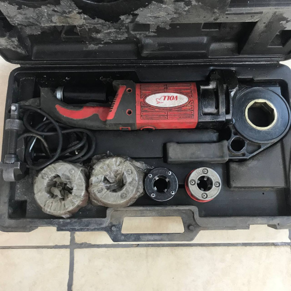 Резьбонарезной клупп VOLL  v-matic b1