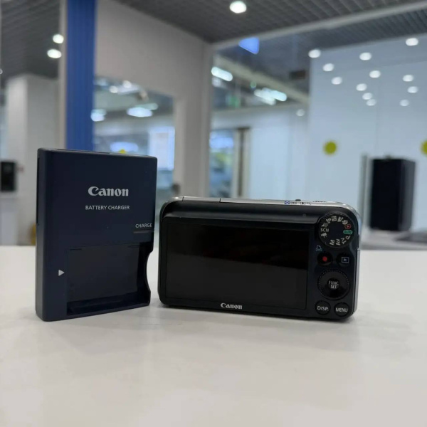 Фотоаппарат CANON  pc1468