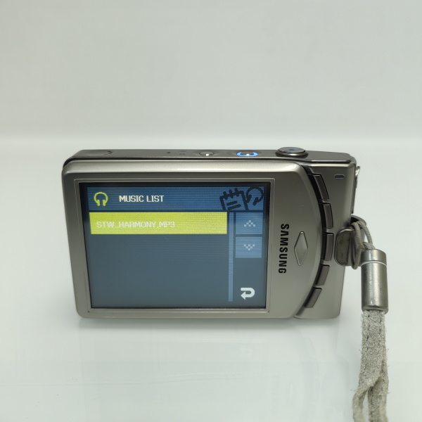 Фотоаппарат SAMSUNG I7 