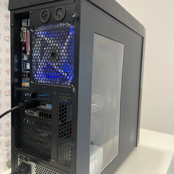 Системный блок ZALMAN кастом Intel Xeon E3-1230V2/ 4 Гб///