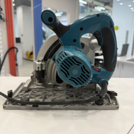 Электрическая пила MAKITA  ca5000