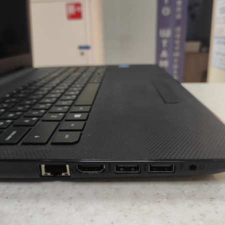 Ноутбук HP 15-ac000ur (n0j78ea) 15,6"/ Intel Celeron N3050/ 2 гб/ HDD 500 гб