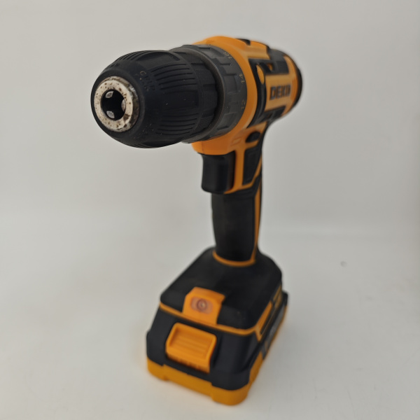 Шуруповерт DECO  zkcd20v