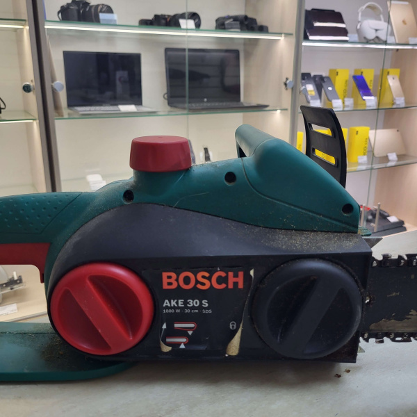 Пила BOSCH AKE 30S 