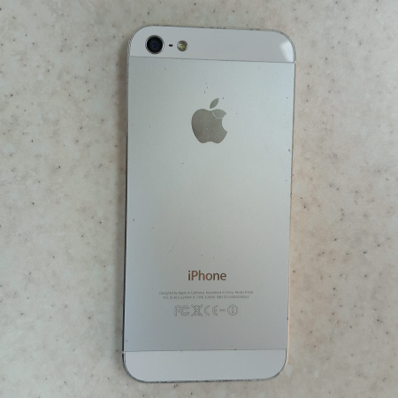 Мобильный телефон APPLE iPhone 5 1/16гб