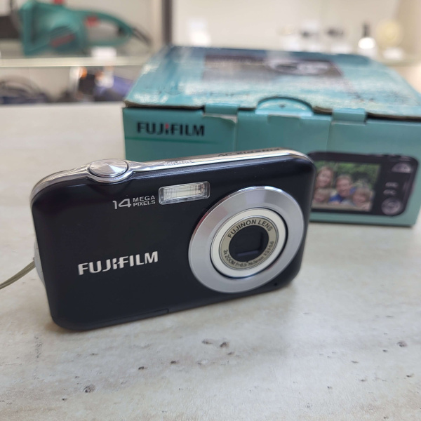 Фотоаппарат FUJIFILM  jv200