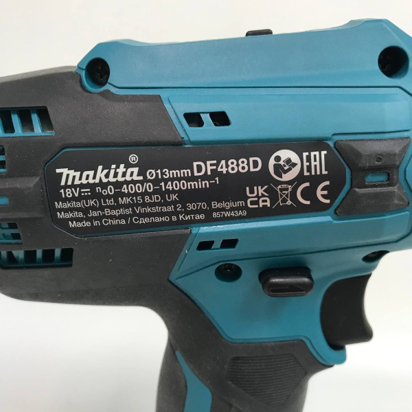 Шуруповерт MAKITA df488d
