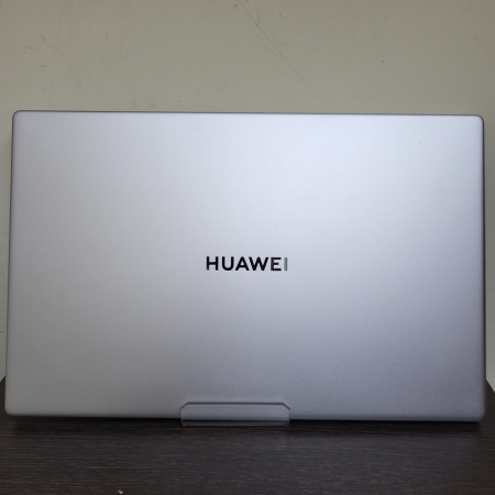 Ноутбук Huawei MateBook D 15 BOD-WDI9 15,6"/ Intel Core i3-1115g4/ 8 гб/ SSD 256 гб