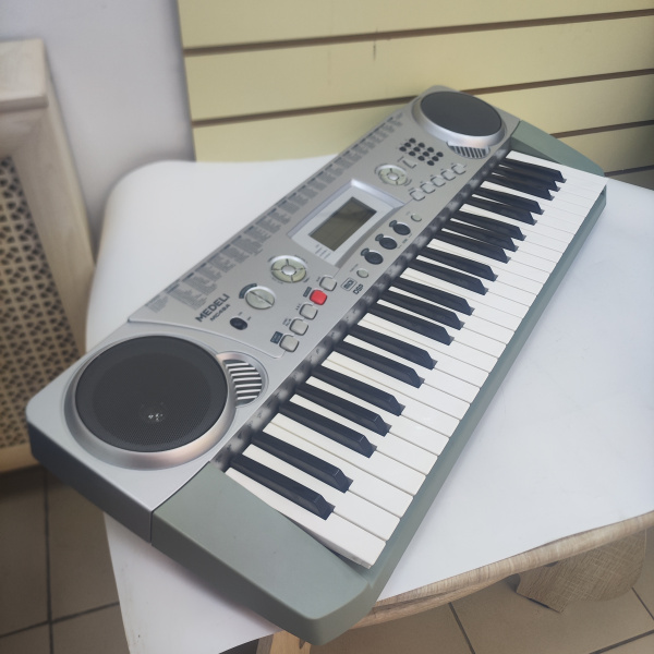Синтезатор medeli mc49a 