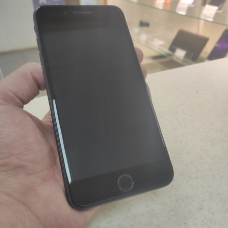 Мобильный телефон  Apple IPhone 7 Plus 128 гб