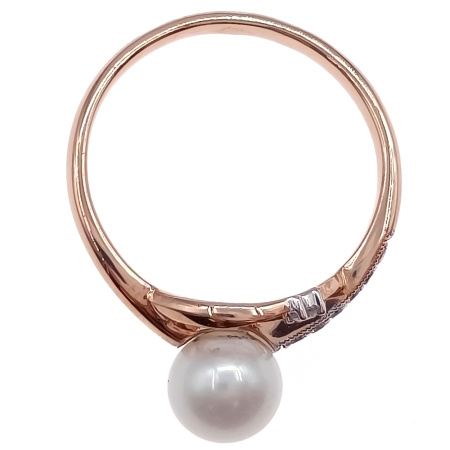 Кольцо из золота 585 пробы с бриллиантами и жемчугом