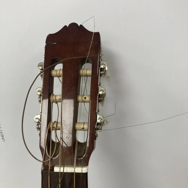 Акустическая гитара YAMAHA  cg-131s