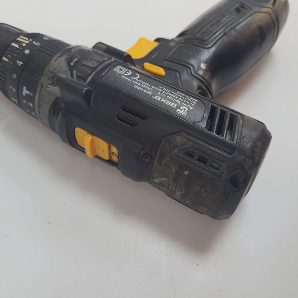 Шуруповерт DEKO GCD gcd12du3