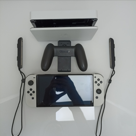 Игровая приставка NINTENDO Switch OLED
