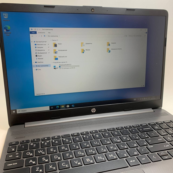 Ноутбук HP  250 g9 15,6"/ AMD Ryzen 5 5625U/ 8 Гб/ 512 Гб/