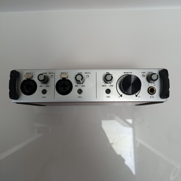 Аудиоинтерфейс Alctron U48