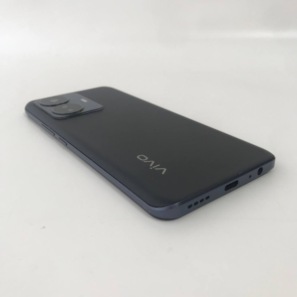 Мобильный телефон VIVO T1 6/128 гб