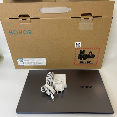 Ноутбук Honor MagicBook 14 Nbl-WAQ9HNR / AMD Ryzen 5 3500U/ 8 Гб/ ssd 256 Гб
