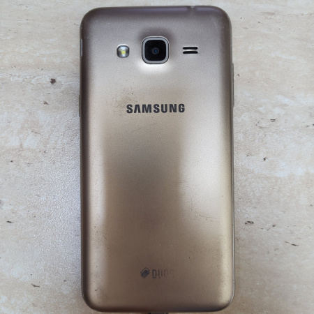 Мобильный телефон Samsung Galaxy J3 (SM-J320F) 8 ГБ