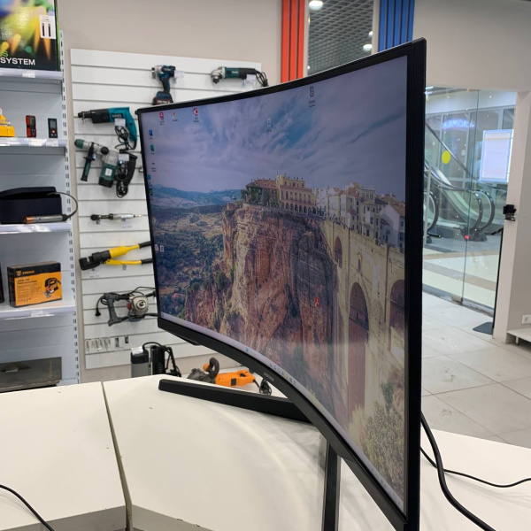 Монитор SAMSUNG  c32g55tqbi 32,0" 144 гц