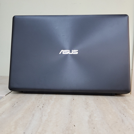 Ноутбук ASUS X550L (X550LC-XO075P) 15,6"/ Core i5 4200u/ 6 гб/ HDD 500 гб