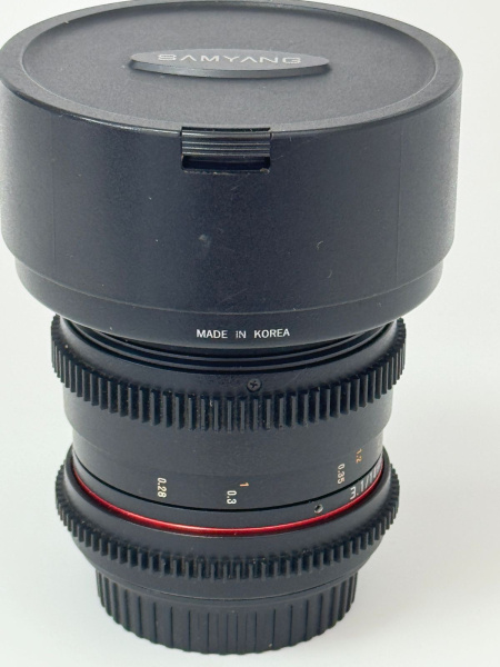 Объектив SAMYANG  t3