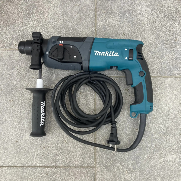 Перфоратор MAKITA HR2470