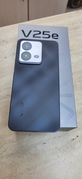 Мобильный телефон Vivo V25e 8/128 гб