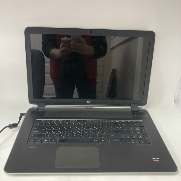 Ноутбук HP  Pavilion 17 17,3"/ AMD A10-5745M/ 12 Гб/ 1 Тб/