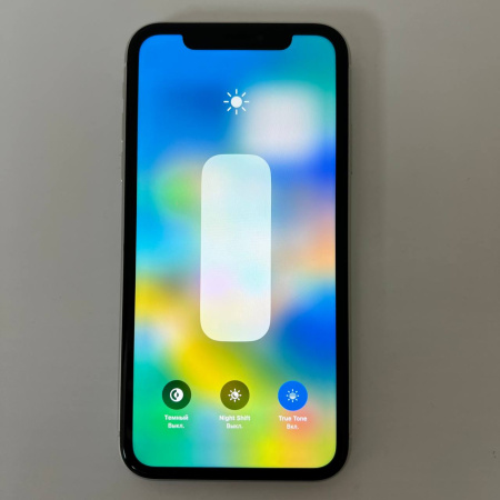 Мобильный телефон Apple iPhone Xr 128 гб