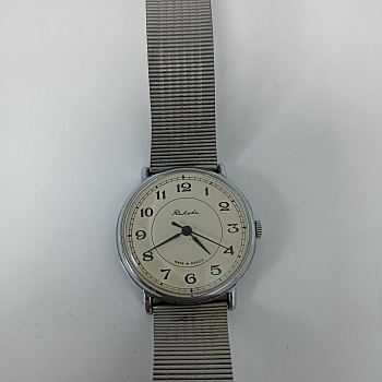 Часы Ракета