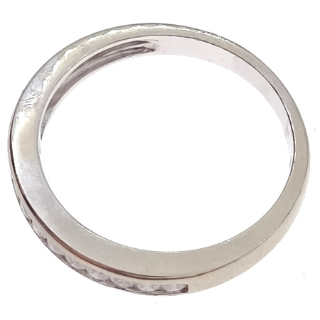 Кольцо из золота 585 пробы с бриллиантами