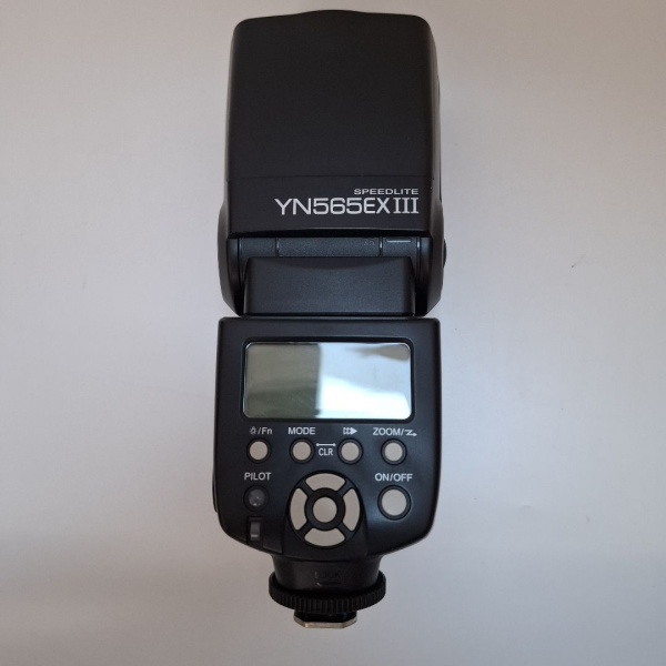 Фотоаппарат CANON EOS 1100d