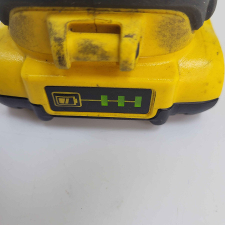Шуруповерт DEWALT DCD7771