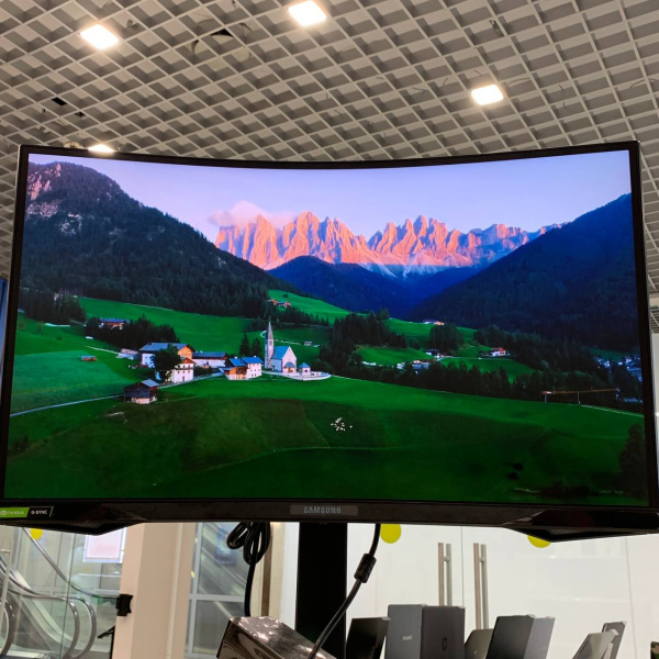 Монитор SAMSUNG 27G7 27,0" 240 гц