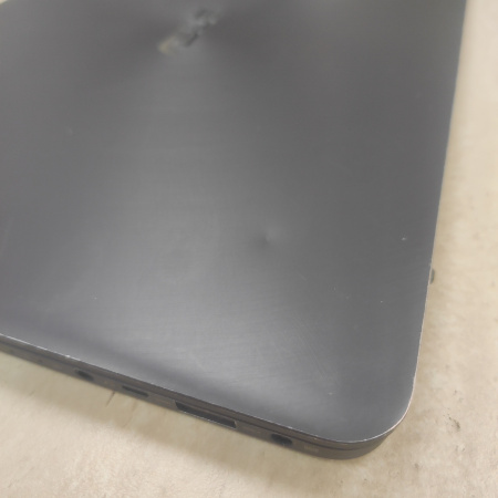Ноутбук ASUS ZenBook UX305CA 13,3"/ Intel Core M 5Y10/ 4 гб/ SSD 128 гб